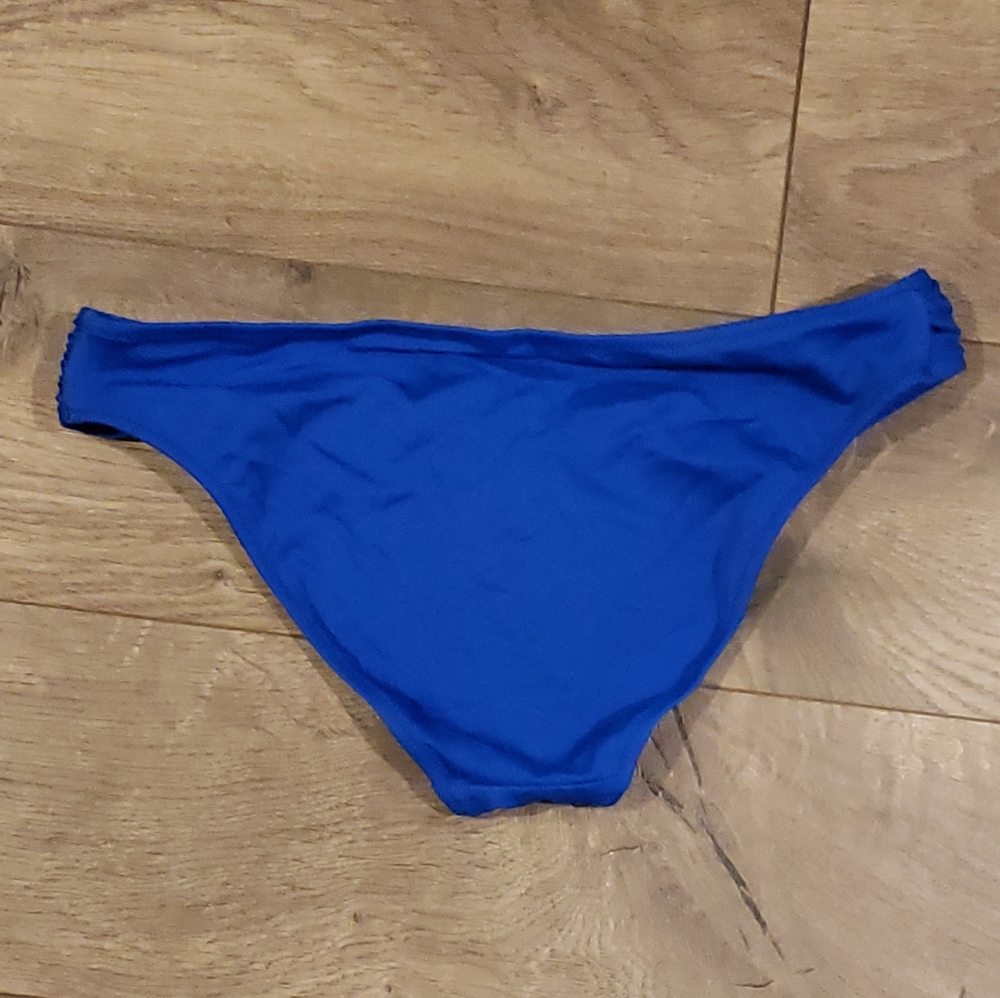 2 TOPS Victoria's Secret bikini - Picture 9 of 13